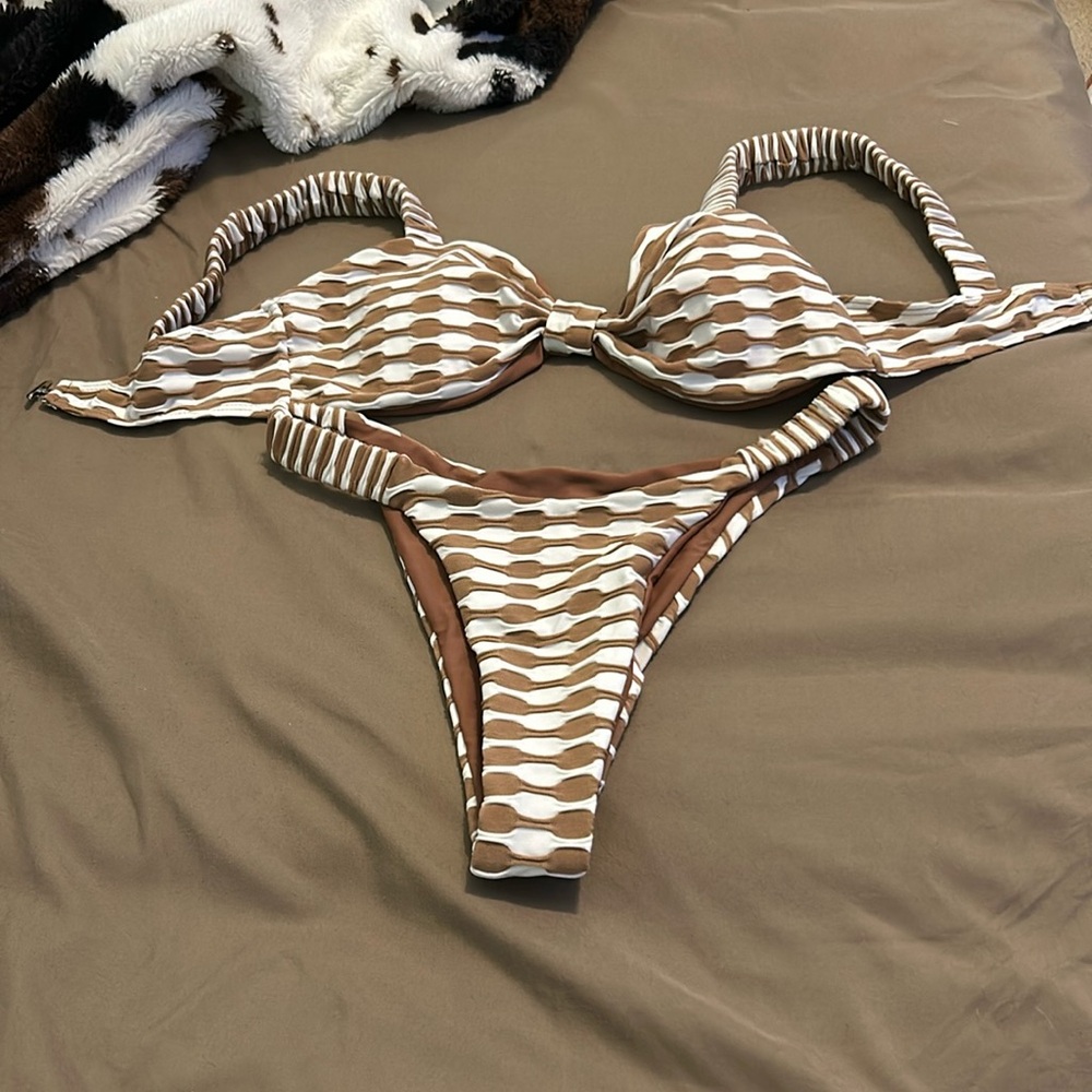 Cute bikini set